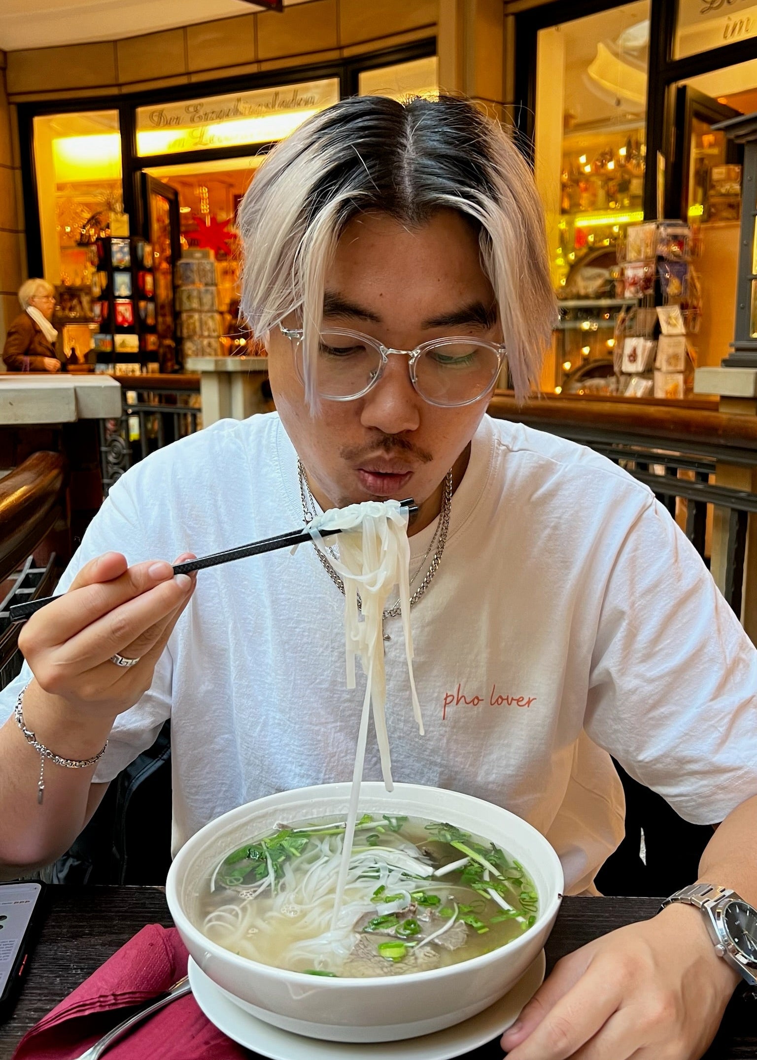 PHO LOVER TEE WHITE