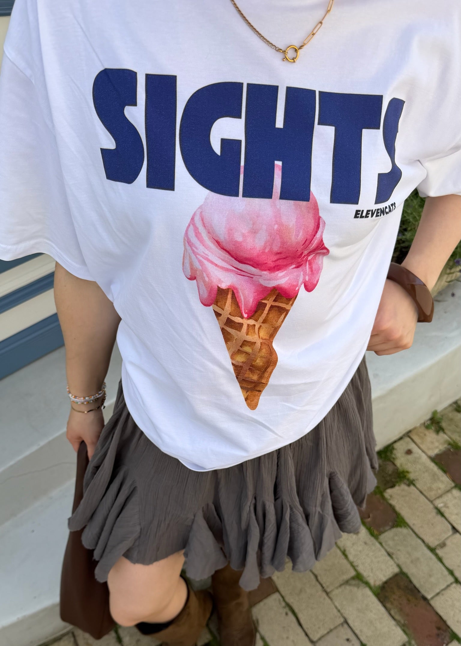SIGHTS TEE