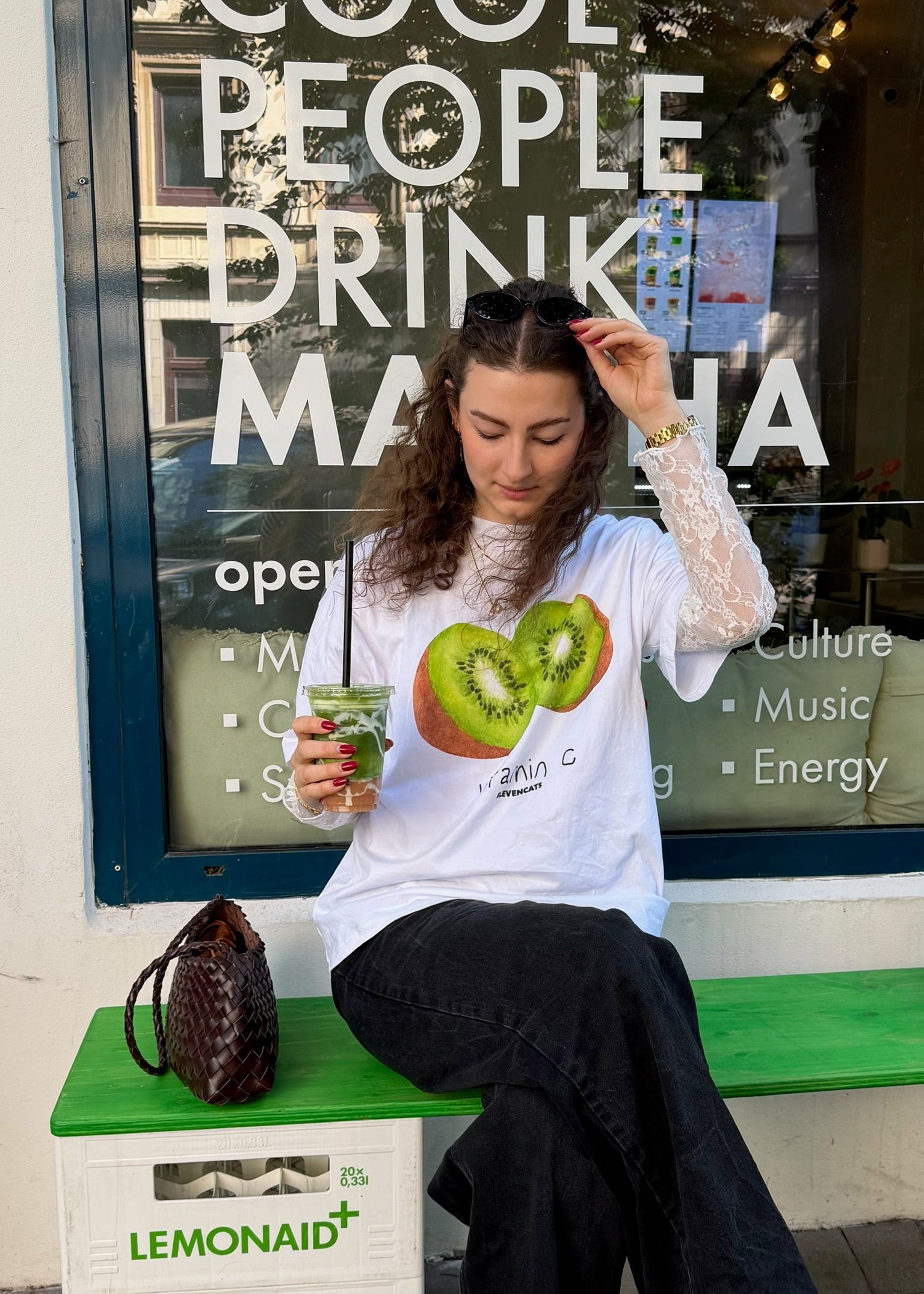 KIWI TEE